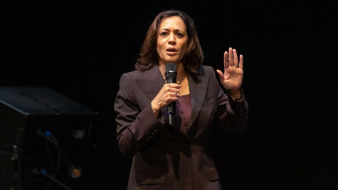 Kamala Harris, anketlerde Trump`ı geride bıraktı
